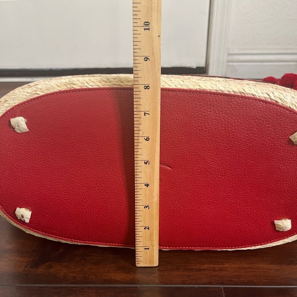 $208 By Del Rio Straw Tote Bag Women Red NEW Sequined Lips Tassel Pom Pom Large - Picture 5 of 16